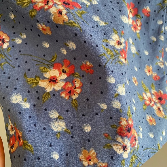 Portmans high neck tie up top - Picture 2 of 4